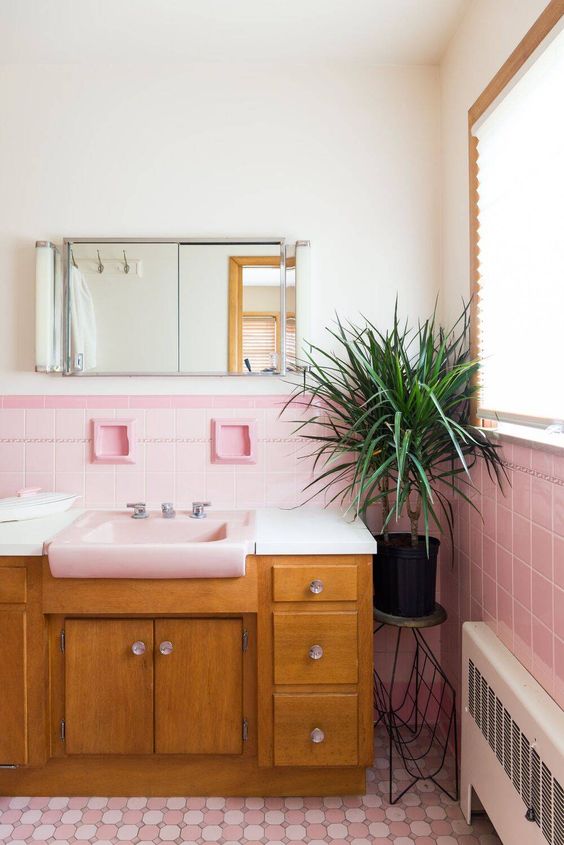 84 Lovely And Cute Pink Bathroom Decor Ideas - DigsDigs