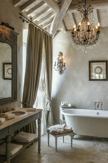 plaster walls are amazing for shabby chic spaces like this one, it looks very natural