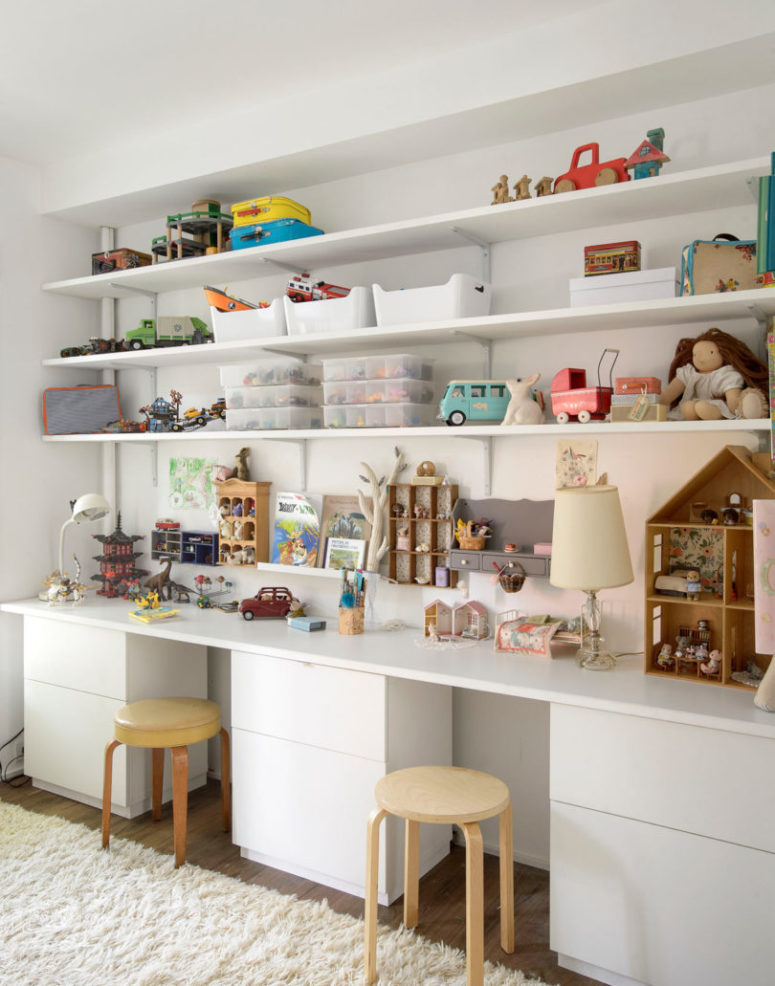 The kids' room is all about playing and having fun, there are tons of toys everywhere