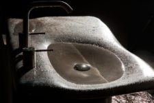 05 Combine such sinks with rough stone vanities for a spa feel and a unique look