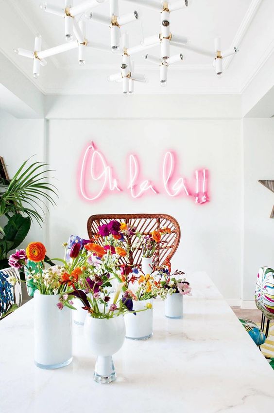 Neon light home decor discount