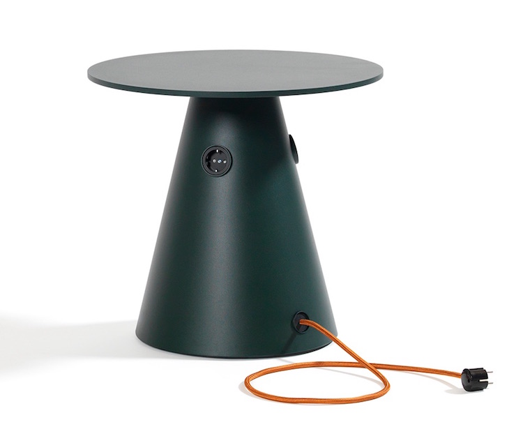 Charging Jack Table With Lots Of Outlets