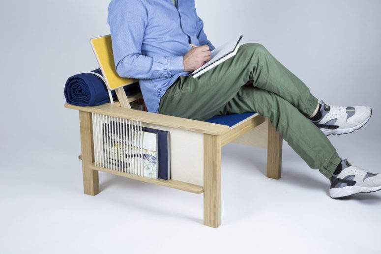 There's also a blue matching blanket attached behind the seat to cozy up the chair