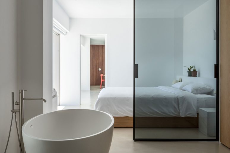 bedroom combined with a bathroom There's also a bathtub in the bedroom to give it a more modern look