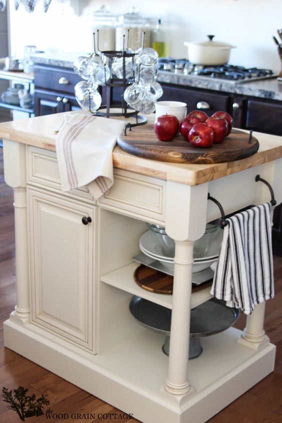 Portable Kitchen Island Ideas – Mobile Islands For Flexible Storage