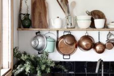 26 wooden details, potted greenery and copper pots for a stylish boho feel