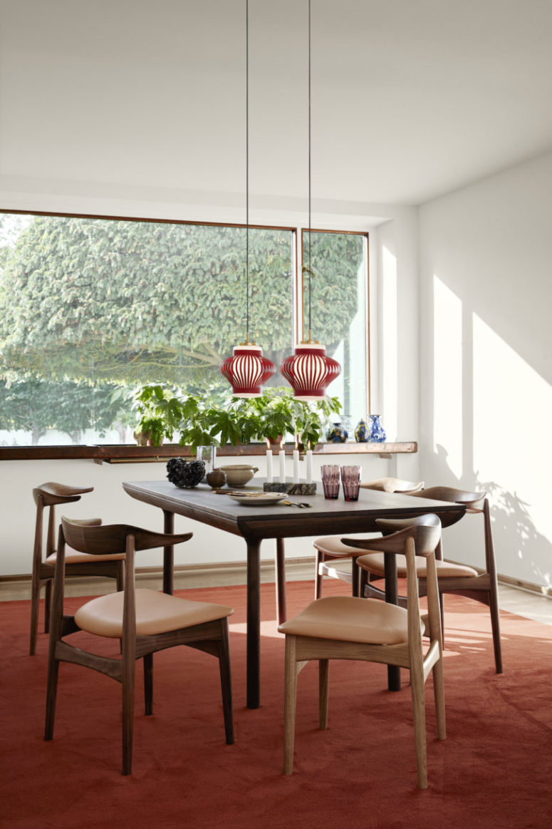 Runa series includes a dining table and a desk, it features purely elegant and stylish designs and chic lines