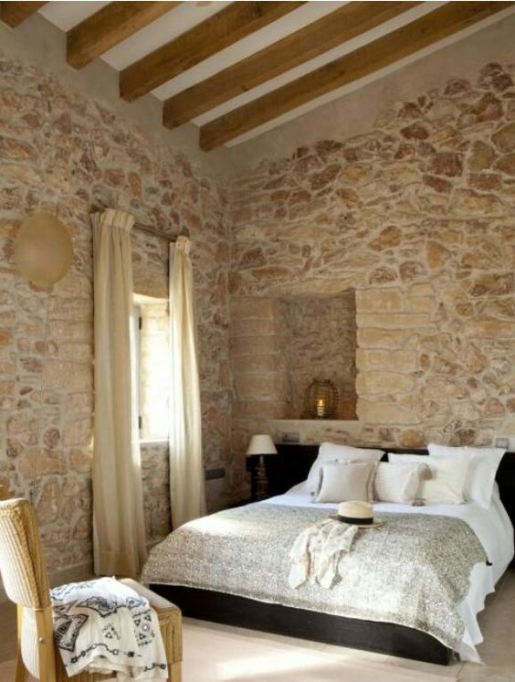 25 Whitewashed Walls Ideas For An Edgy Space DigsDigs