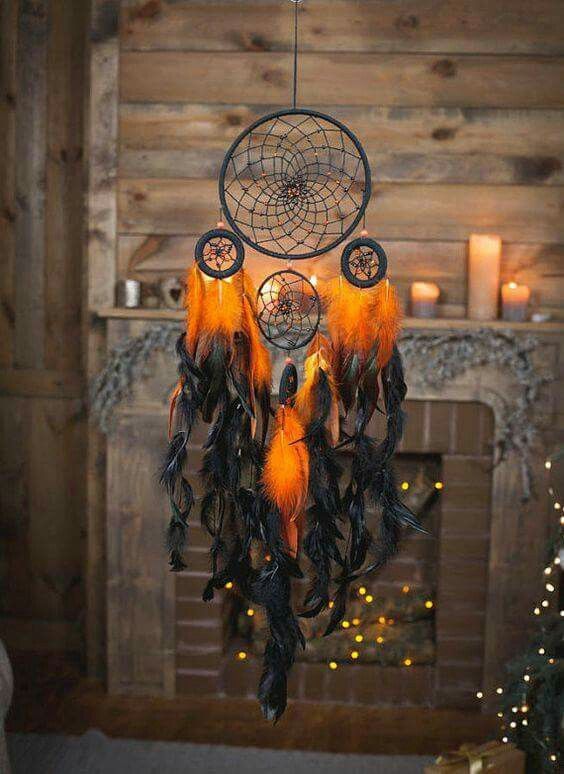 25 Trendy Boho Halloween Decor Ideas - DigsDigs