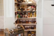25 use the under the stairs space for a kitchen pantry, this space can accmmodate a lot of things and food