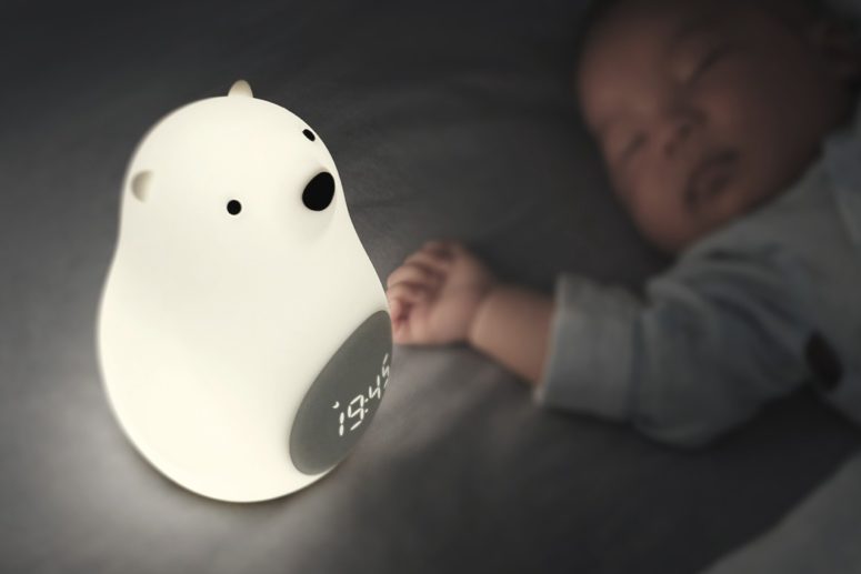 Playful Wake-Up Bear: An Alarm And A Lamp