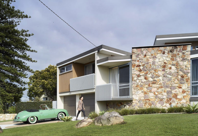 This mid century modern home in Brisbane was originally built in 1964 and was renovated and refreshed