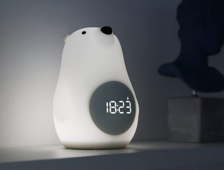 When squeezed, a light is emitted through the translucent body and makes the space subtly illuminated When squeezed, a light is emitted through the translucent body and makes the space subtly illuminated