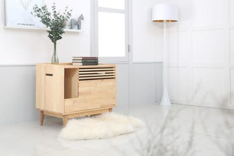 This is a litter box item, where everything is delicately hidden until needed, you won't even guess what it is This is a litter box item, where everything is delicately hidden until needed, you won't even guess what it is