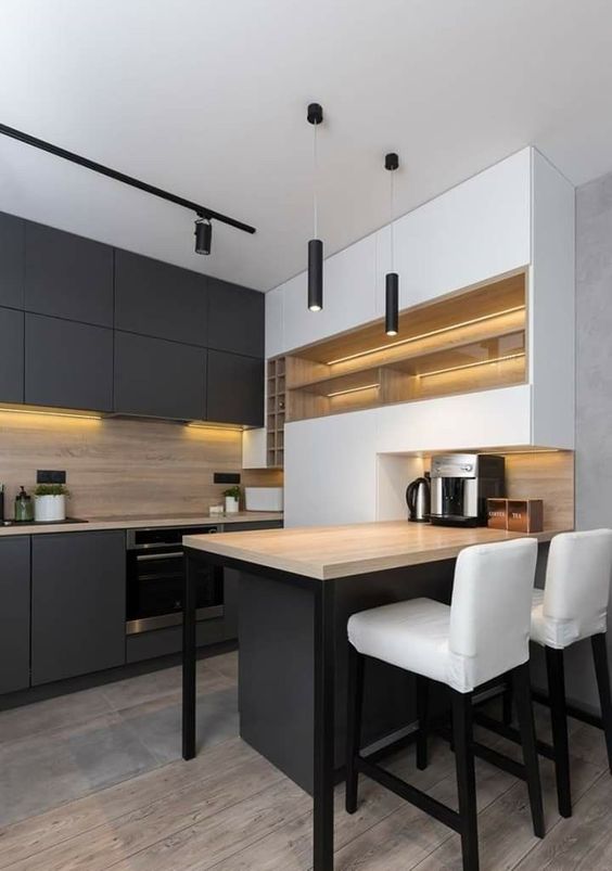 highlight the functional pieces like a dining table here and avoid any excessive items