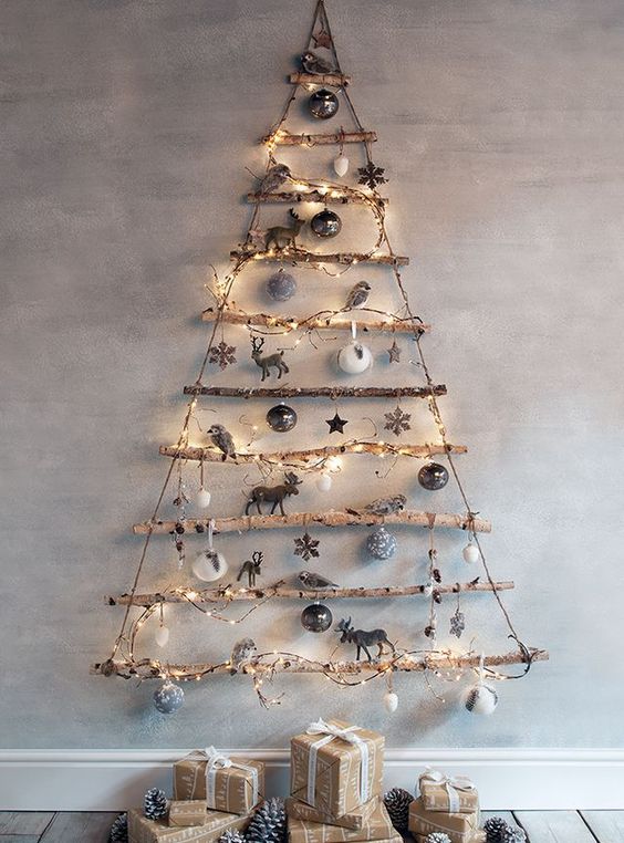 62 Creative Wall Mounted Christmas Trees DigsDigs