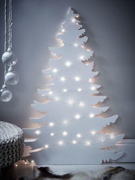 25 Plywood Christmas Trees And Ways To Decorate Them