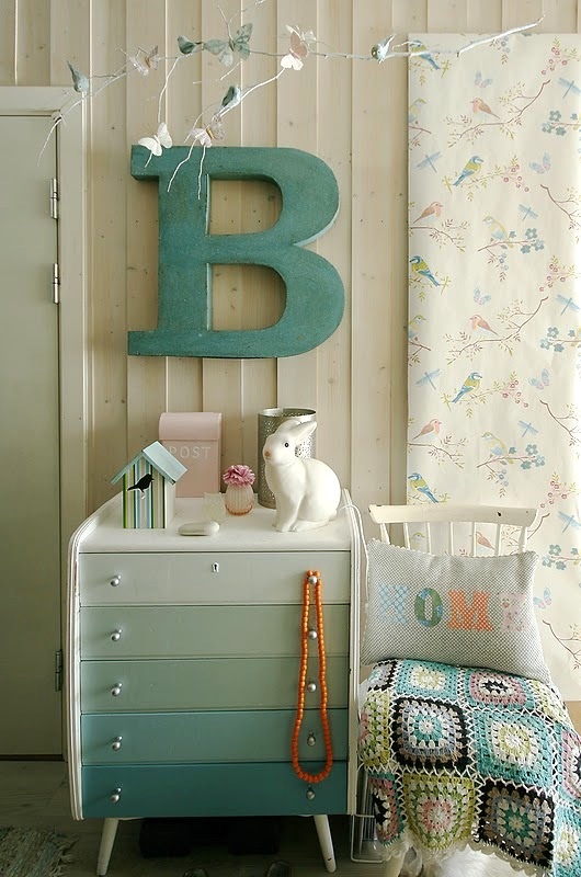 an ombre cabinet from ivory to forest green such a piece will be a fit in many rooms and can be DIYed an ombre cabinet from ivory to forest green - such a piece will be a fit in many rooms and can be DIYed