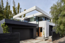 01 This is a contemporary two-story extension for a 1906 home with extensive glazing and comfortable spaces