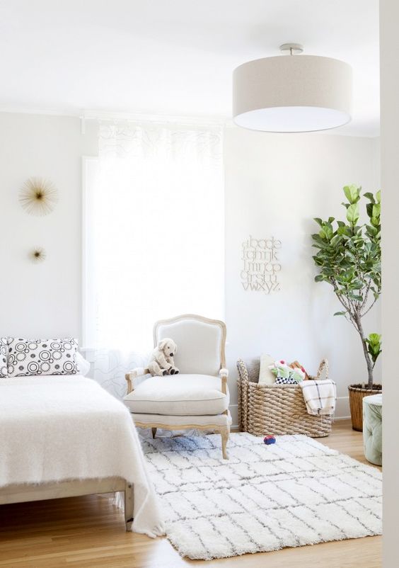 beautiful neutrals layered on each other are a cool idea to rock, add wicker and wood for more coziness