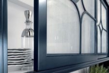 26 sliding screen doors with frosted glass and black touches for a refined and chic kitchen cabinet