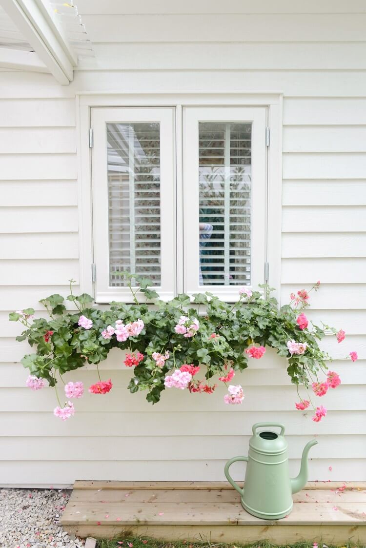 25 Window Box Planters To Welcome Spring Digsdigs