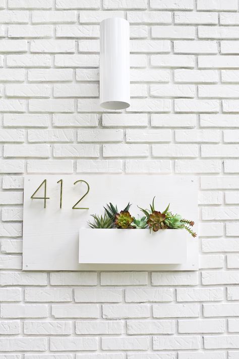 25 Modern House Number Designs You May Steal - DigsDigs