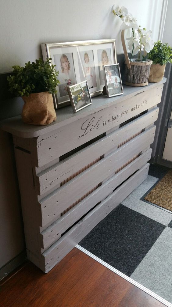 Console discount table pallet