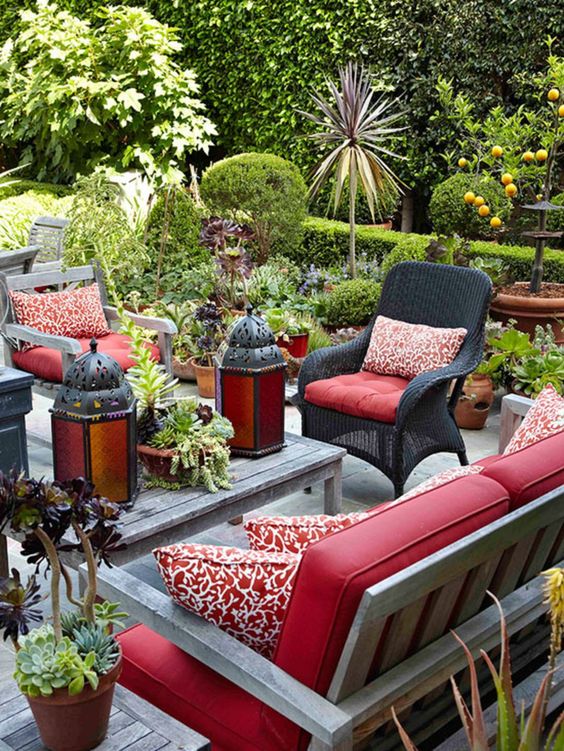 25 Easy Ideas To Decorate A Summer Deck DigsDigs