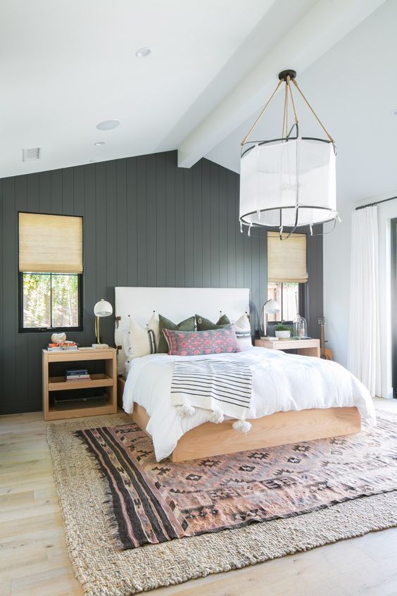 25 Ways To Use Shiplap In Your Home Decor - DigsDigs