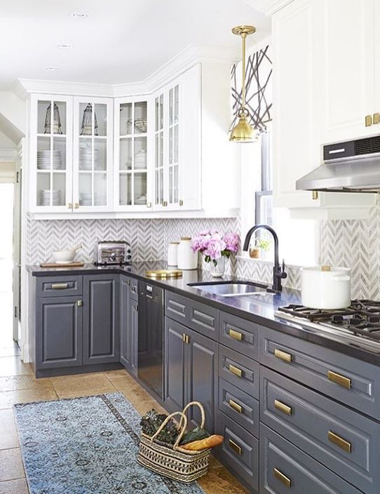 25 Trendy Contrasting Countertops For