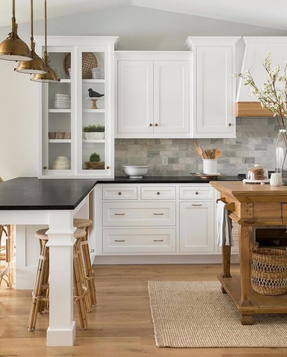 25 Trendy Contrasting Countertops For Your Kitchen