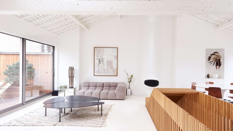 Parisian Penthouse That Embraces Its Heritage
