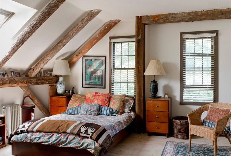 a comforting eclectic bedroom with mid-century modern furniture, wooden beams, wicker chairs and elegant vintage lamps