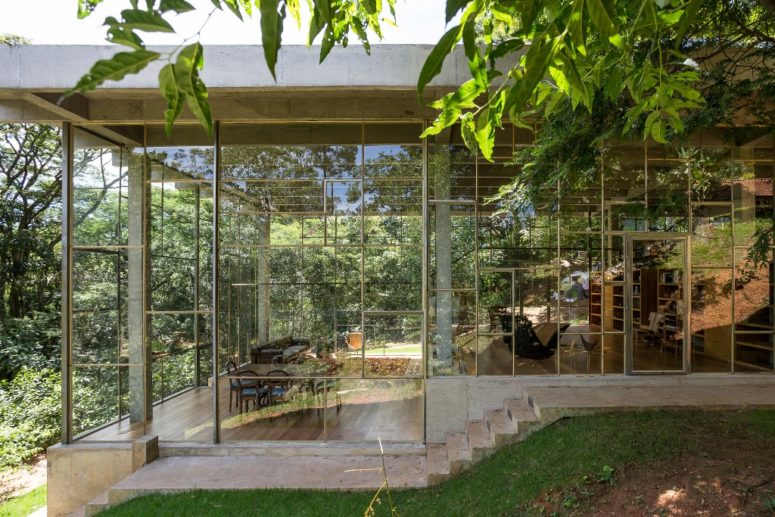 This concrete and glass contemporary home is right in the middle of Atlanti Rainforest and it was built for a philosopher to enjoy views and look at the stars This concrete and glass contemporary home is right in the middle of Atlanti Rainforest and it was built for a philosopher to enjoy views and look at the stars