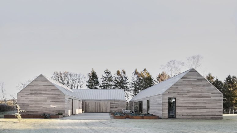 This home consists of severla barn like parts, the exterior of which is inspried by traditional Danish barns This home consists of severla barn like parts, the exterior of which is inspried by traditional Danish barns