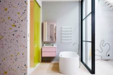 bathroom with terazzo walls