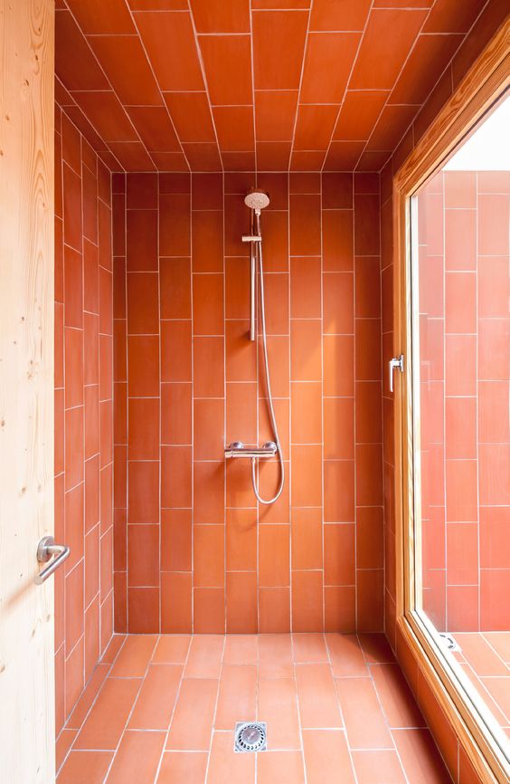 25 Creative And Bold Bathroom Tiles Ideas - DigsDigs