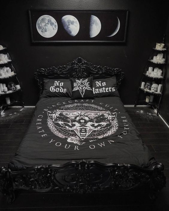 22 Halloween Bedroom Decor Ideas That Inspire