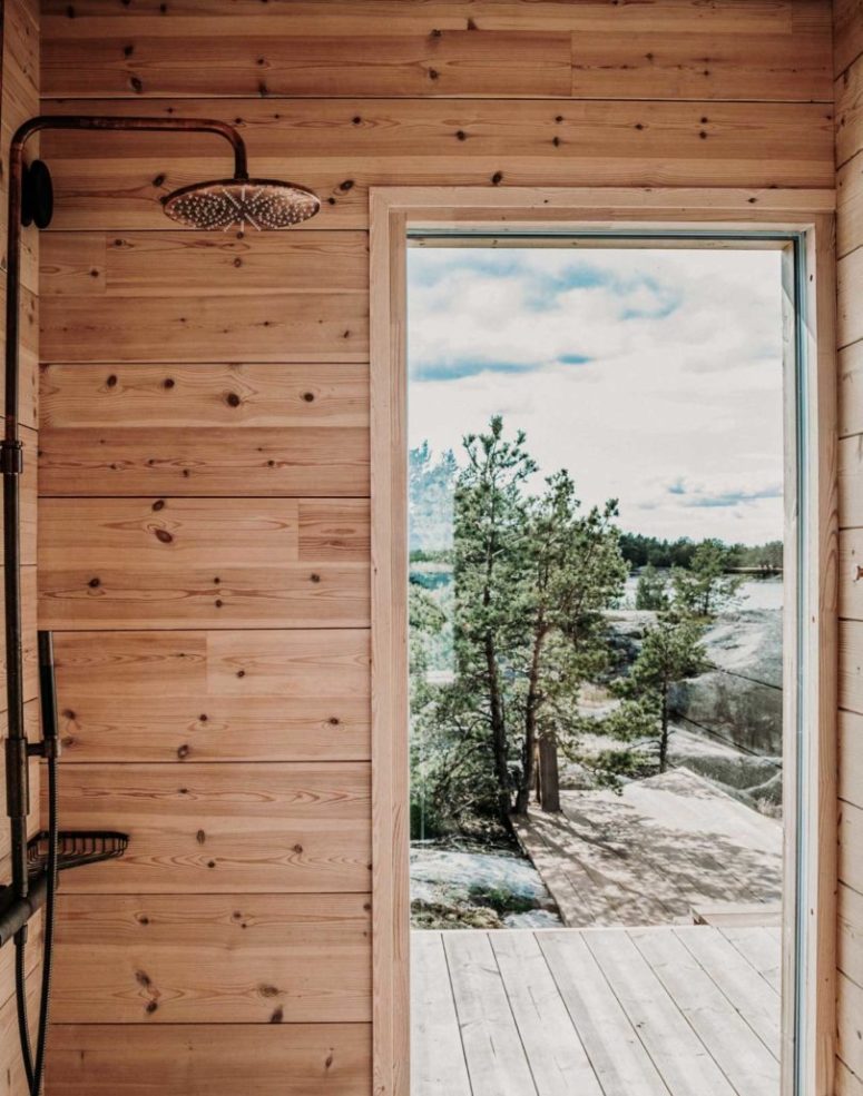 The bathrooms feature amazing views, too, and though they aren't very private, there are no neighbors The bathrooms feature amazing views, too, and though they aren't very private, there are no neighbors