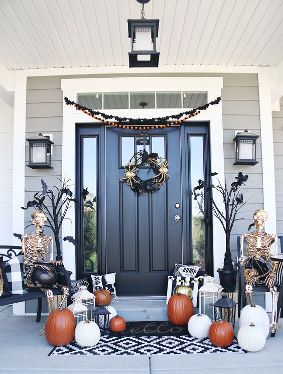 34 Stylish Halloween Porch Decor Ideas DigsDigs(00)