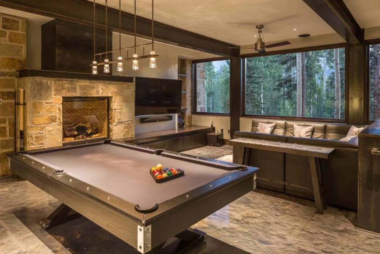 This is an entertainment area situated on the lower level
