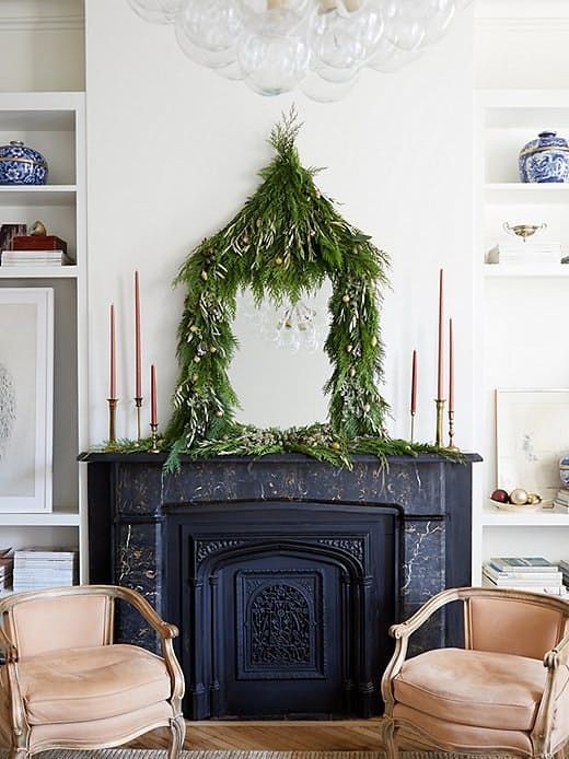 25 Christmas Greenery Garlands For Indoors And Outdoors DigsDigs