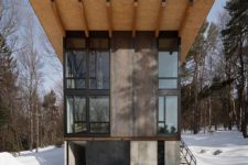 01 This stylish contemporary cabin of glass and wood is a perfect palce to get closer to each other and to nature