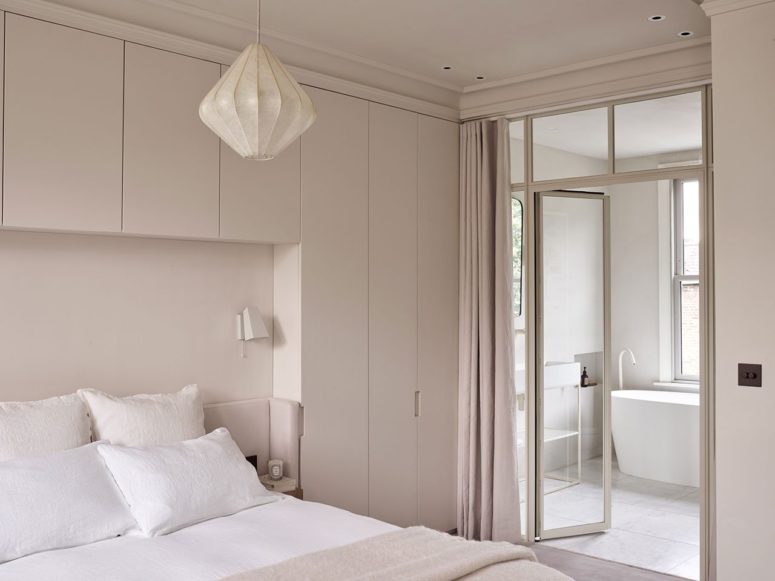 a cute neutral bedroom design