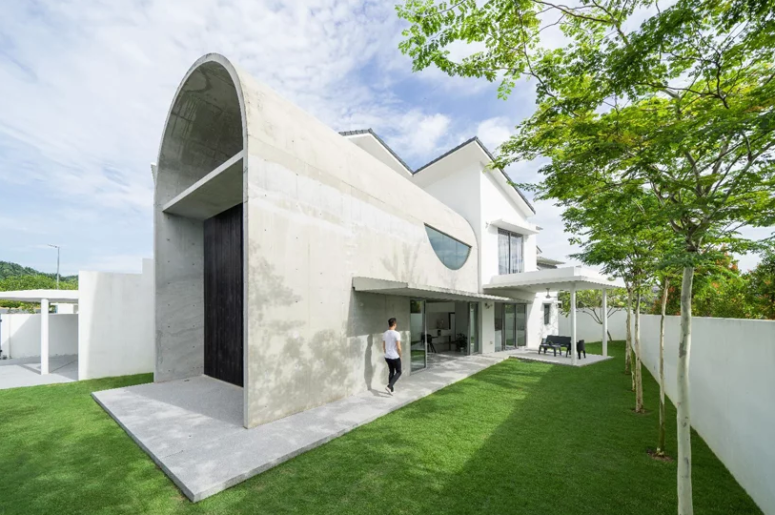 Bewboc House That Looks Like A Concrete Barrel Vault