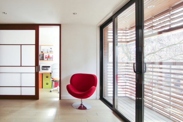 All the spaces of the house were to be connected with nature and filled with light and it was done by architects