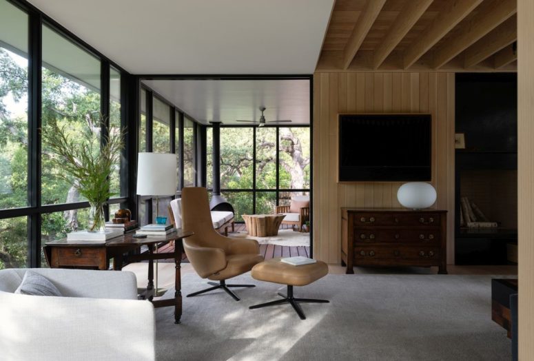 The living areas have full-height windows which expose them to the beautiful views and the surrounding landscape