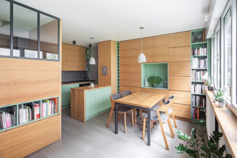 This small apartment in Paris is super functional and includes lots of zones and necessary things to use This small apartment in Paris is super functional and includes lots of zones and necessary things to use