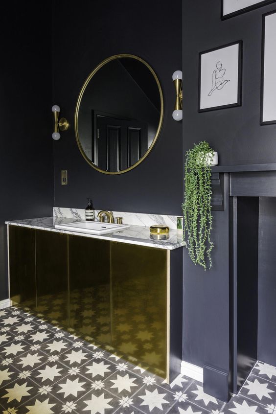 25 Black And Gold Bathroom Decor Ideas - DigsDigs